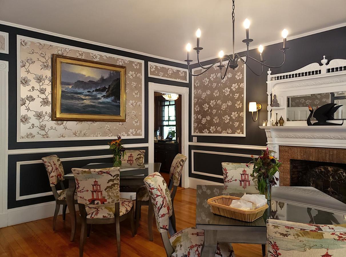 בר הרבור Sand Bar Cottage Inn מראה חיצוני תמונה